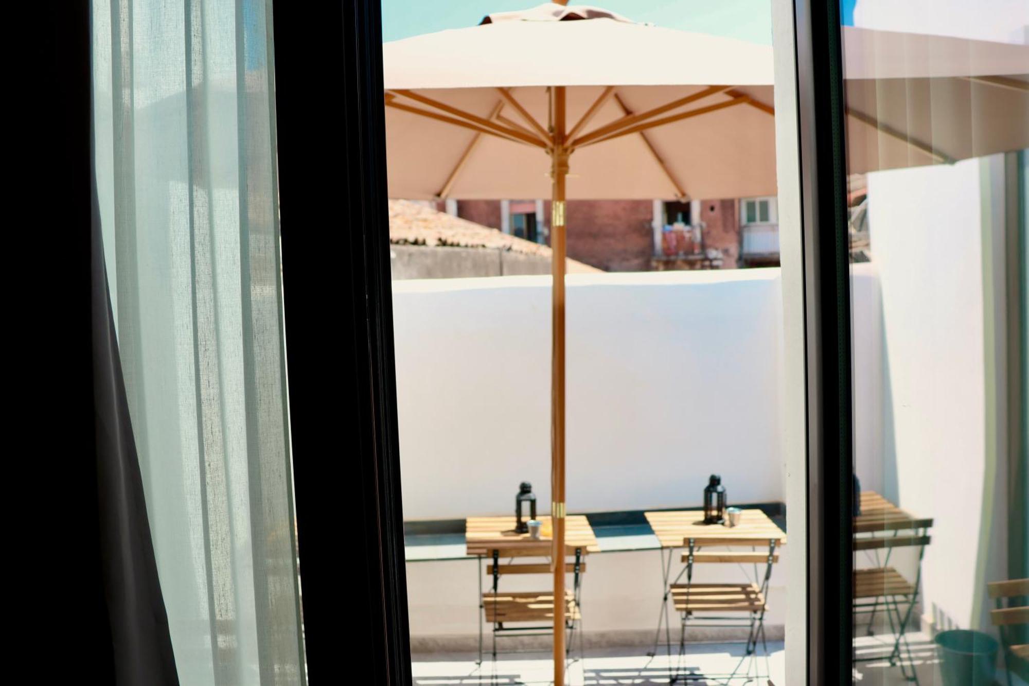 Holiday Lux Boutique Room カターニア エクステリア 写真