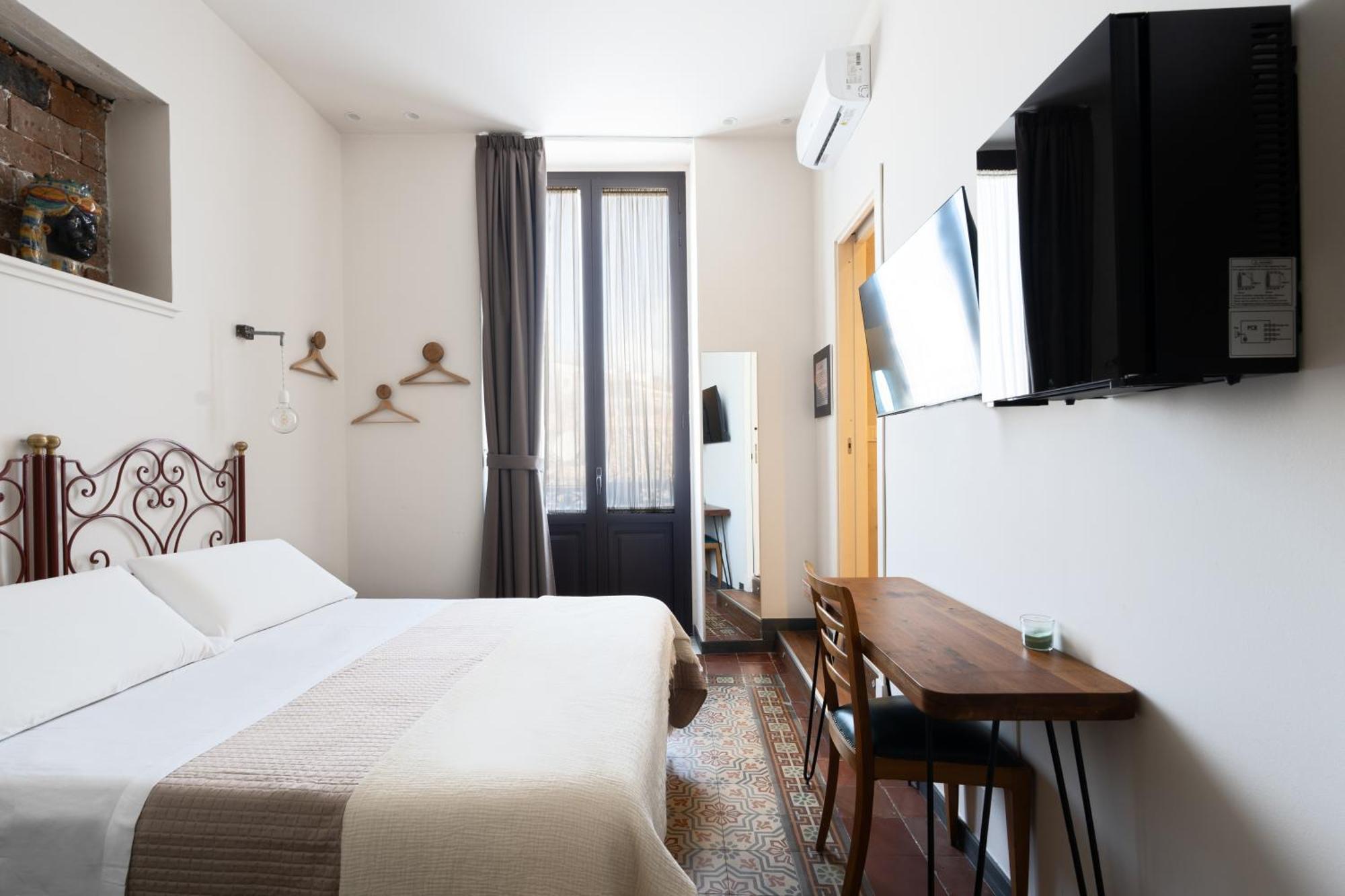 Holiday Lux Boutique Room カターニア エクステリア 写真