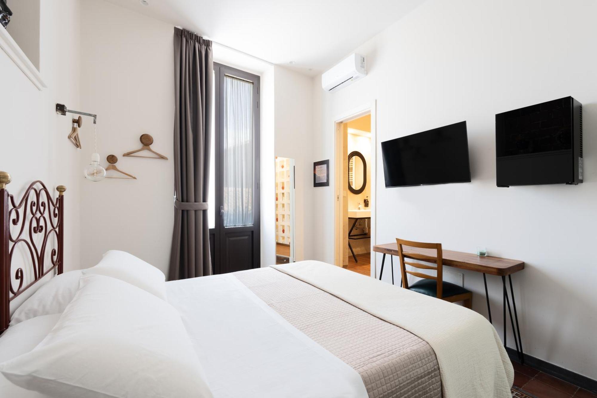 Holiday Lux Boutique Room カターニア エクステリア 写真