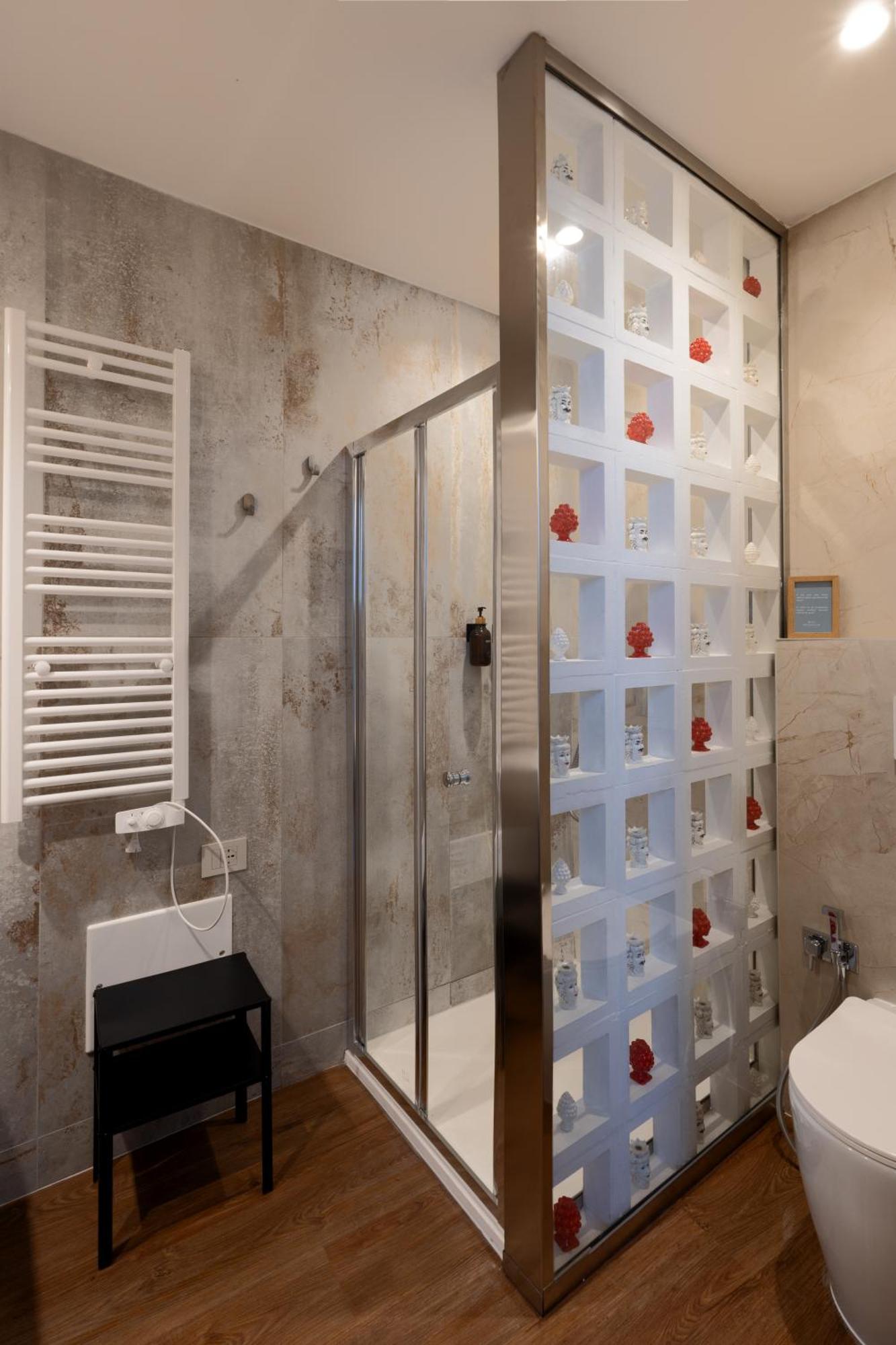Holiday Lux Boutique Room カターニア エクステリア 写真
