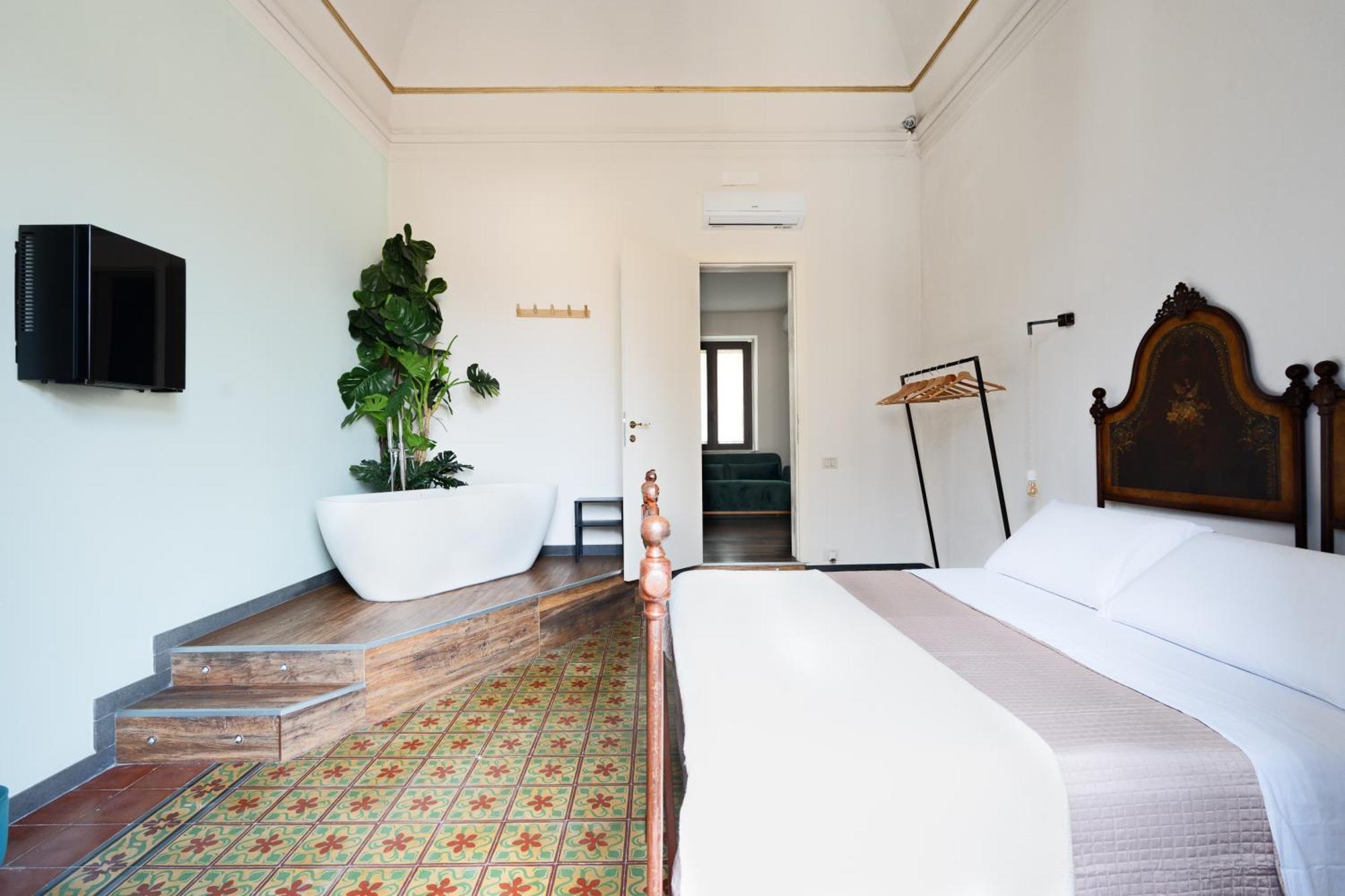 Holiday Lux Boutique Room カターニア エクステリア 写真